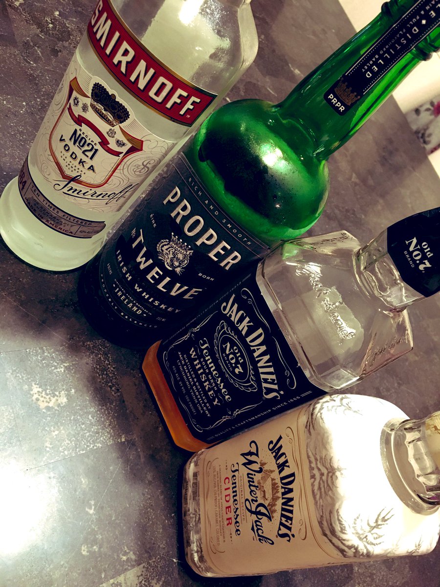 officialmel313's tweet image. Good Night 🤙🏼 #nothinkingneeded