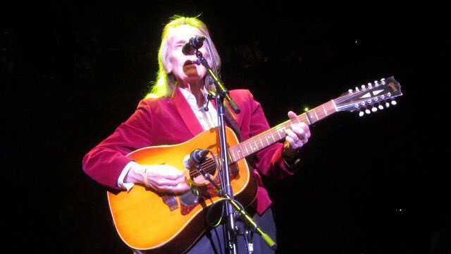 Happy 81st birthday to my favorite singer... the legendary Gordon Lightfoot!  