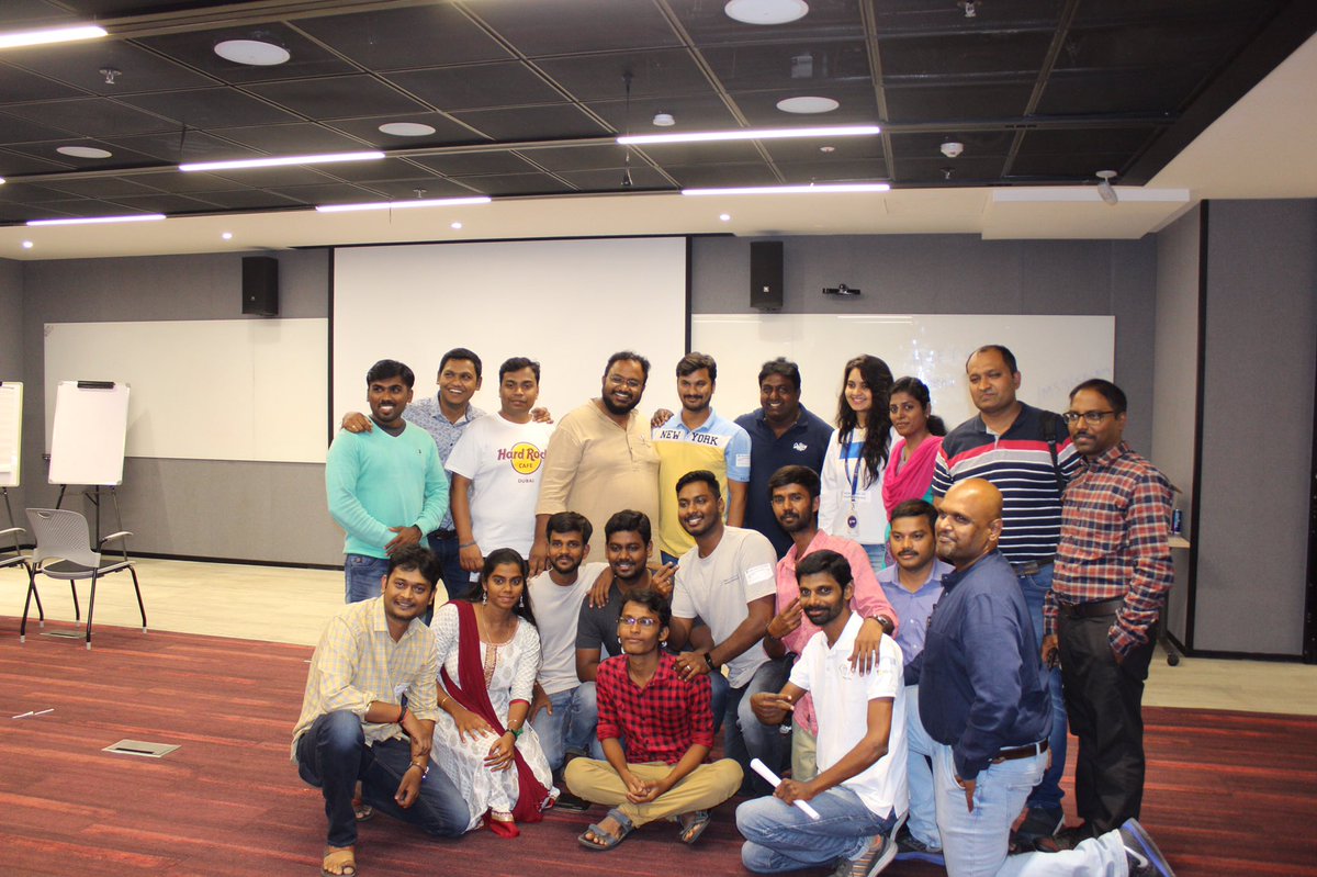 Anbu_Mani27's tweet image. #MS365DevBootcamp Organizers, Speakers &amp;amp; Volunteers 😍🥰😘 #MSEvents #IndiaMVP #M365Bootcamp #office365 #mvpbuzz #MS365DevBootcampBLR @MVPAward @IndiaMVP @OfficeDev @Office @narasimaperumal