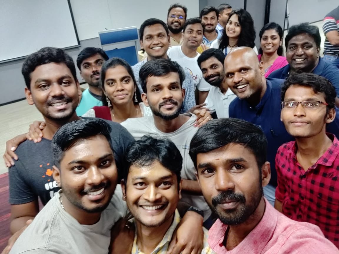 Anbu_Mani27's tweet image. #MS365DevBootcamp Organizers, Speakers &amp;amp; Volunteers 😍🥰😘 #MSEvents #IndiaMVP #M365Bootcamp #office365 #mvpbuzz #MS365DevBootcampBLR @MVPAward @IndiaMVP @OfficeDev @Office @narasimaperumal