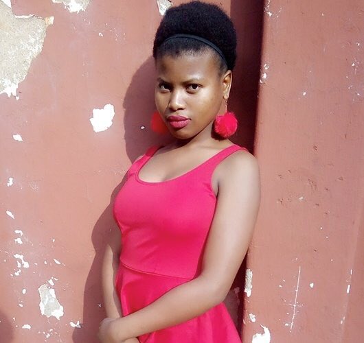 AdvoBarryRoux's tweet image. Missing!!!

She’s Nothie Luthuli, 16 years of age, she was last seen on Thursday, She was travelling from Bergville to Escort, she did take a taxi from Bergville but never arrived at home until today. #HelpFindNothieLuthuli