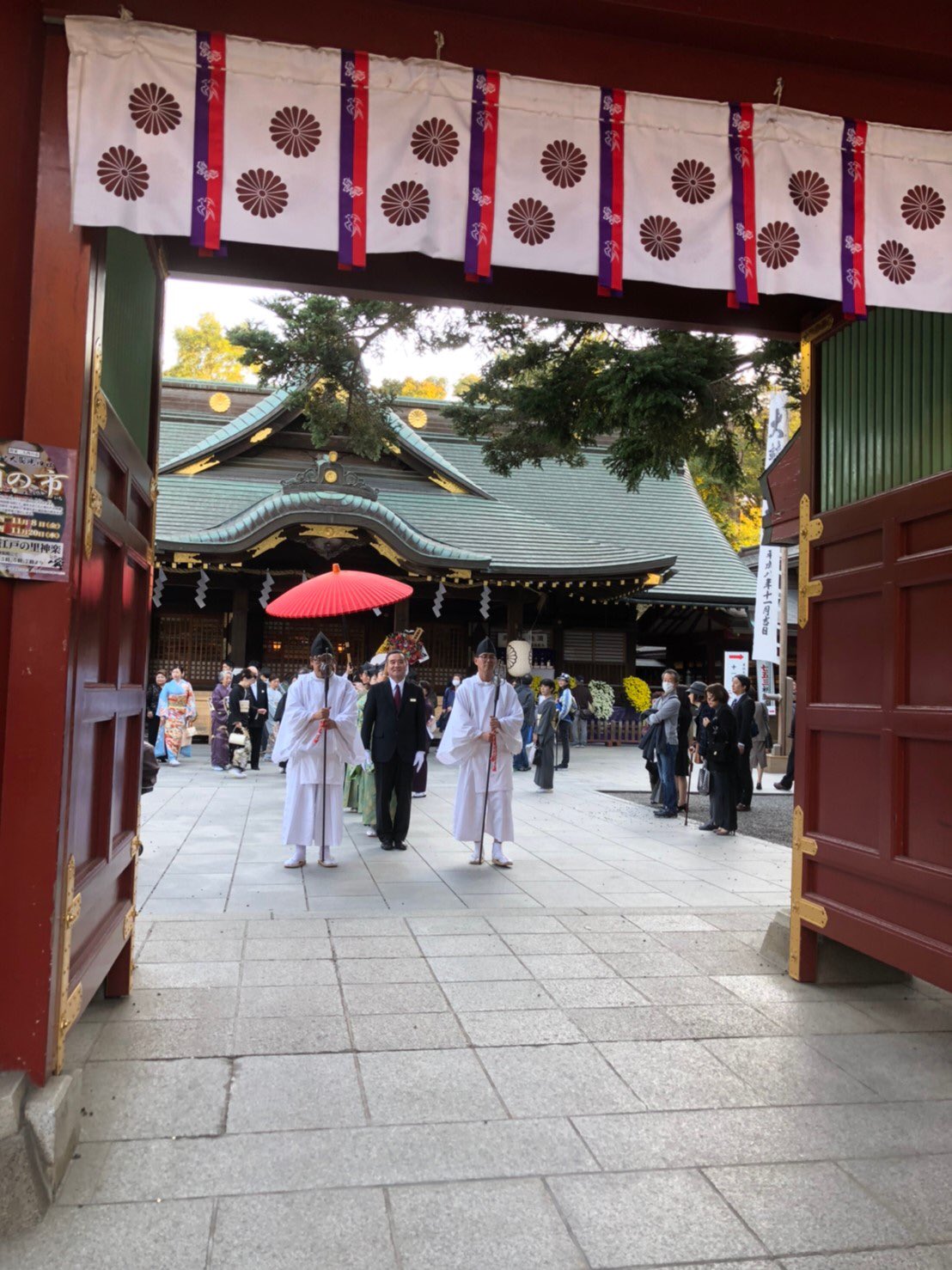 Tikita 大国魂神社 での神前式に昨日 大安吉日 御呼ばれしました 大好きなお友達 感動 涙涙電話 感謝感謝 大国魂神社 神前式 神社結婚式 樹齢1000年御神木 T Co e7aqqbpu Twitter