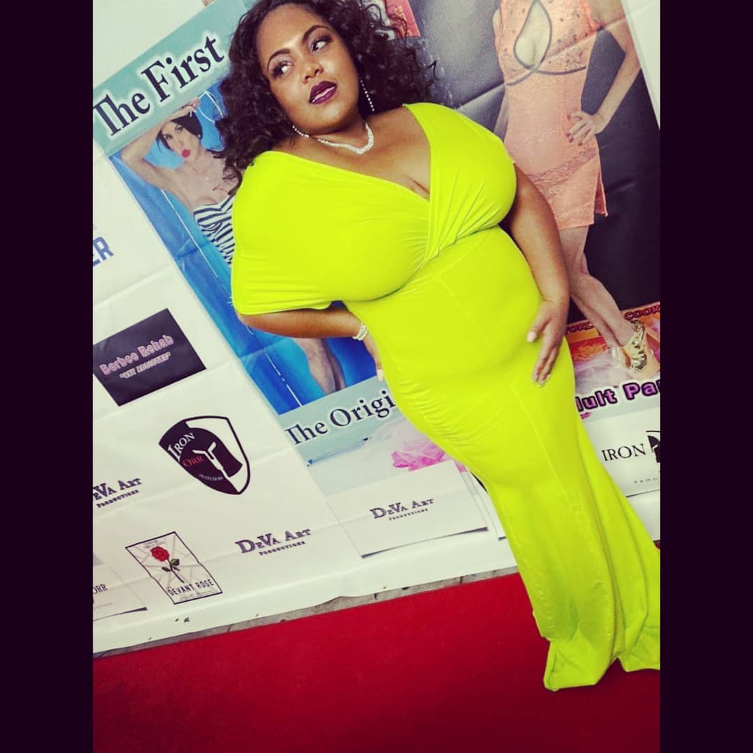 iamBrianaMorris's tweet photo. B MOR PRODUCTIONS took over the red carpet for the premiere of @barbeerehab. My squad killed it tonight. LET HER B exclusives coming soon. Stay locked to my YouTube channel: Briana Morris for all things B Mor. #earnyoursleep #hustleMOR #liveMOR #loveMOR https://t.co/3xjojHty7T