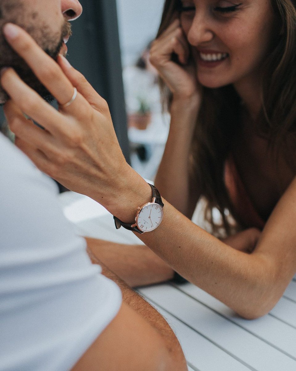 We prefer the more simplistic way of life.#watches #watch #womenswatches #nyc #streetstyle #styleinspo #minimalist #minimalistic #minimalista #watchesofinsta #watchfam #minimalism #minimalstyle #womensstyle #nyny #newyork #centralpark #newyorkcity #citystyle #citylife #cityview
