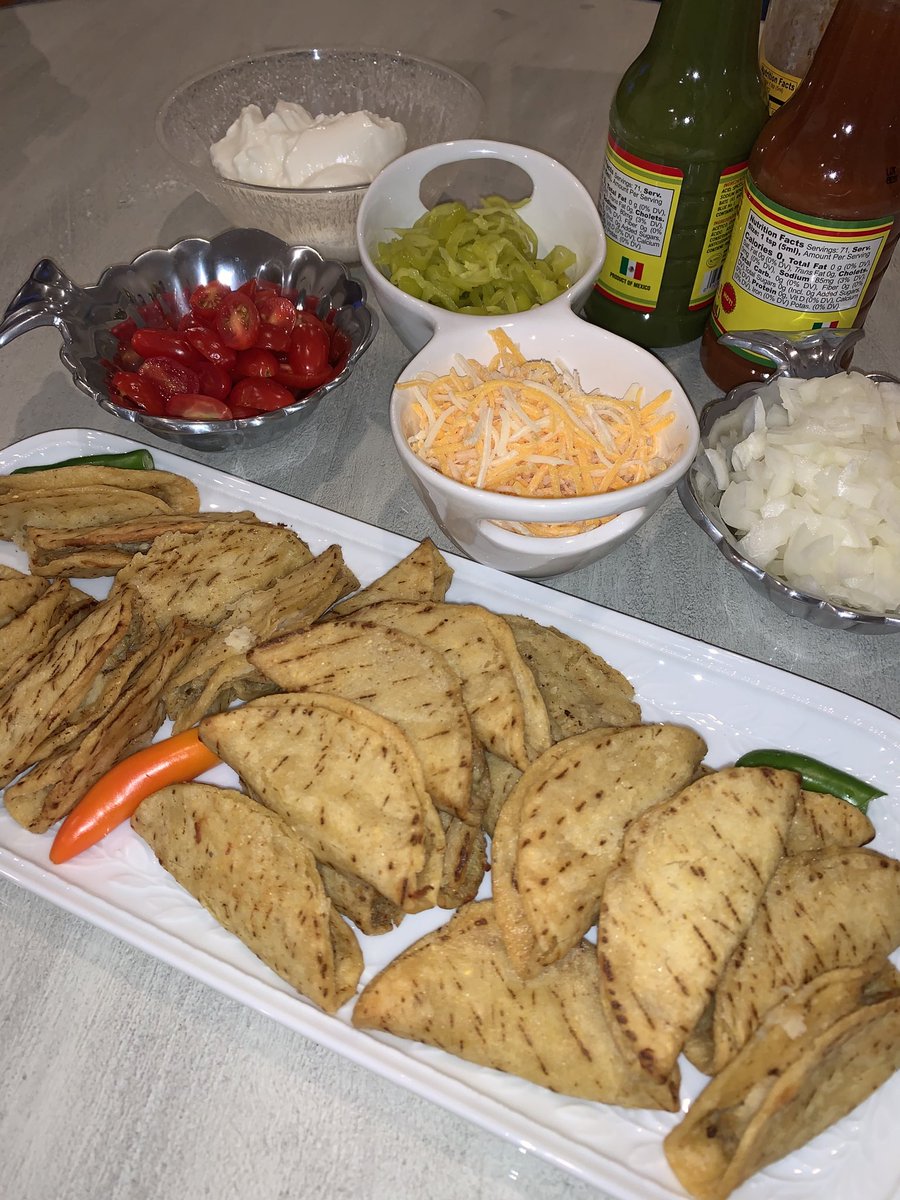 For a fickle mood, go with simple bite size tacos and a rainbow of flavorful toppings to peak your interest, pallet and mood.