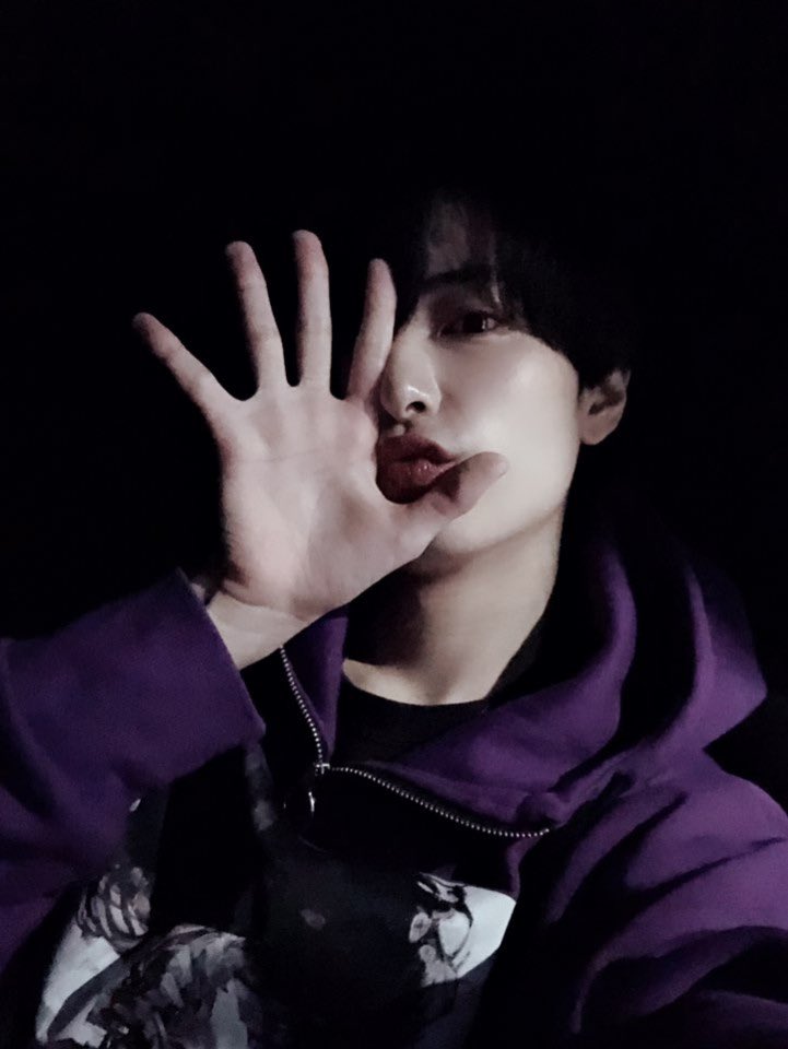 #ジン) D-5✋トリたちは週末何をして過ごしていますか?

#MVP #엠브이피 #kpop
#진 #Jin