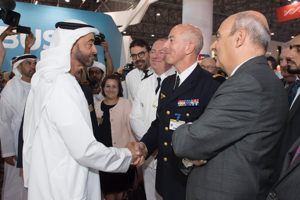 Armee_de_lair's tweet image. #fildéfense Aujourd'hui, le chef d'état-major de l'Armée de l'air, le général Philippe Lavigne, a rencontré le Sheikh Mohamed bin Zayed Al Nahyan, vice commandant suprême des armées lors de sa visite sur le @DubaiAirshow 📷⤵️