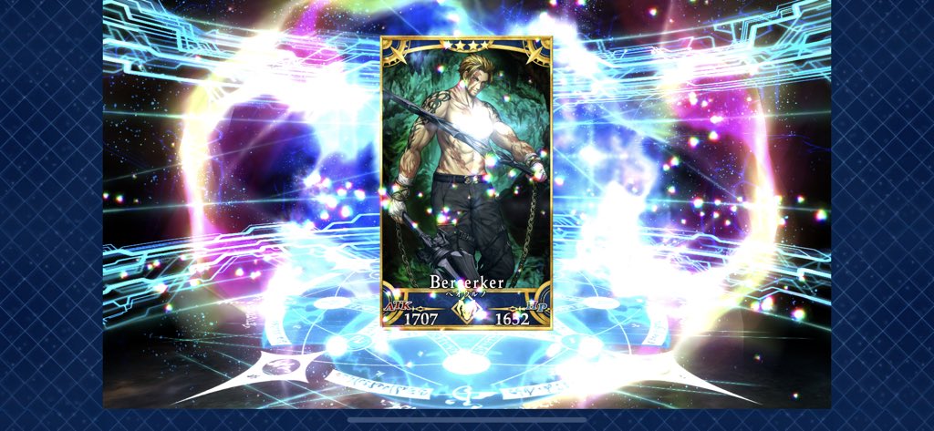 t0myuma's tweet photo. 極大成功召喚チャレンジしたんだけどベオウルフ…おっぱいおっきいから実質スカディだね…うん… #FGOym https://t.co/Y9R3WZsZwl