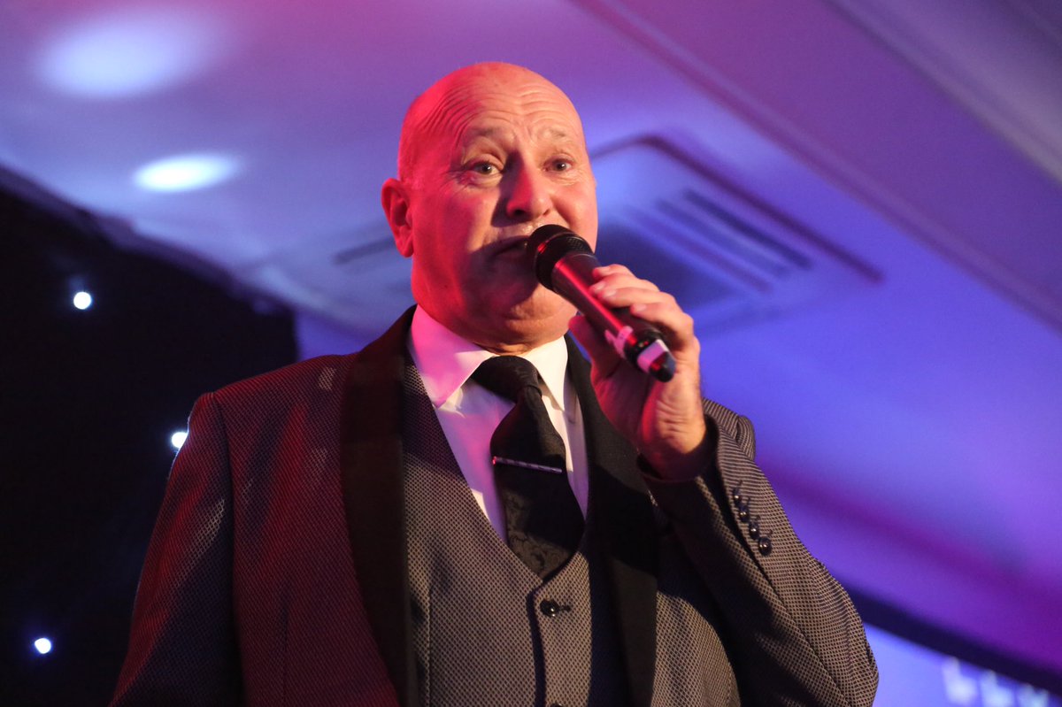 EliteMediaUK_'s tweet photo. With entertainment throughout the evening with @stone_jed
#MUFC #Legends7 #EliteMedia https://t.co/dGvm6UcOCy