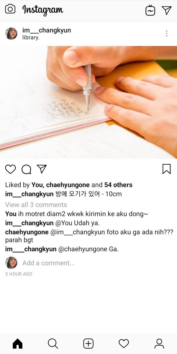 Jangan lupa makan u dan g sambil mendengarkan musik~