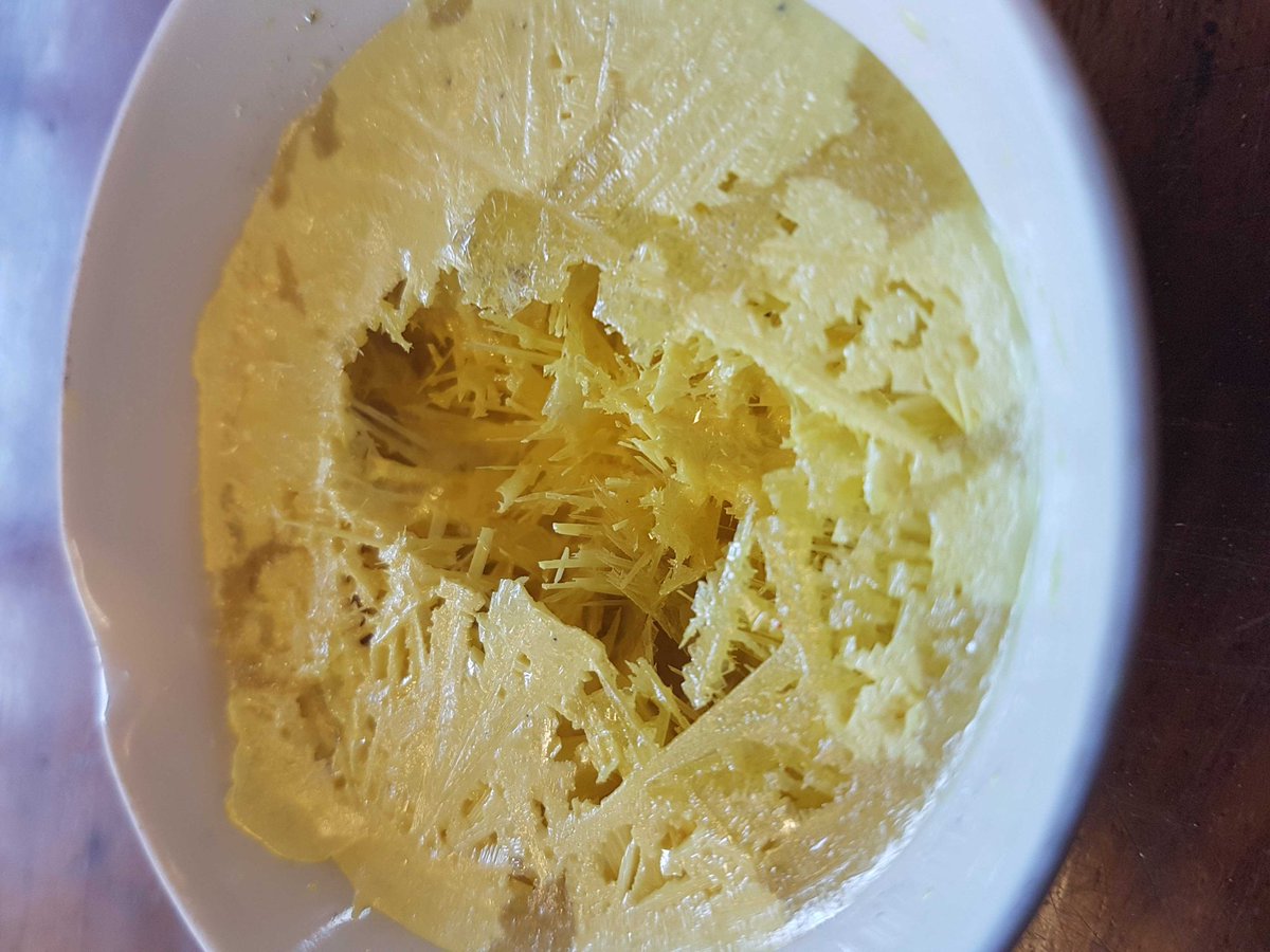 Andrestrujado's tweet image. S for Sunday. Oh no S is for sulfur. For the last day of #RealTimeElements I give you sulfur in all its glory #monoclinic #rhombic &amp;amp; #plastic @RealTimeChem @cenmag