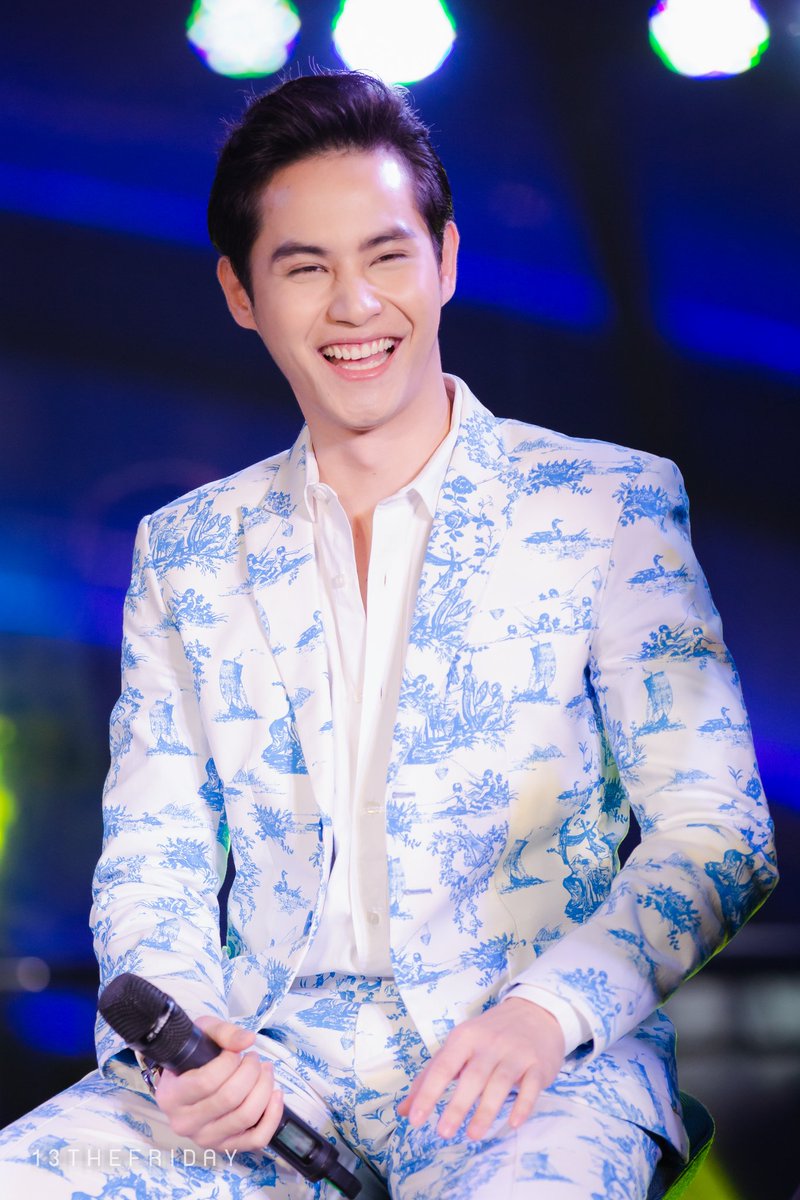 13TheFriday's tweet photo. ++ ยิ้มบ่อยๆ อ่อยมากๆ ++
😀😀😀😀😀😀😀😀😀
👇
#IDstation #FanzoneFansong
#IAM #IAMWHATIAM
#โฟกัสกิตติคุณ
#เทพบุตรลูกทุ่งอีสาน
#อ่อยอ้ายแม่นบ่ #เพลงลูกทุ่ง
#NewSingle #TrueDigitalPark https://t.co/5QiP3M3Wmn
