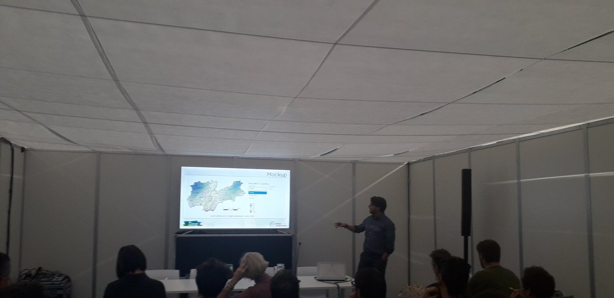 RutgerDankers's tweet image. My Italian is a bit rusty,  but I thought thesr were all excellent presentations by our teams of their work ober the past 24h #hackforthefuture