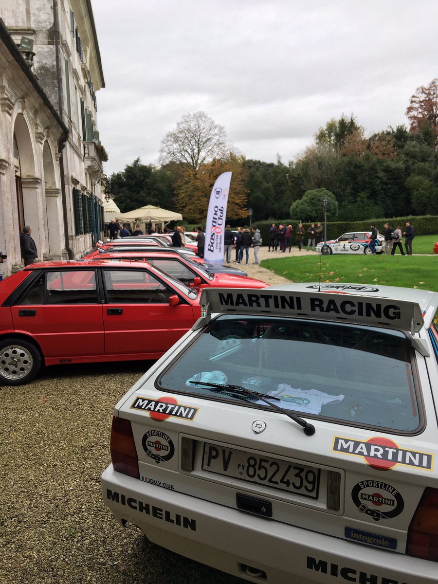 BDClubOfficial's tweet photo. 😍😍😍😍🤪😲😜
📸https://t.co/aGiyAoO38B
🗣https://t.co/GaStuZ99FS
#BDC #Lancia #Delta #HF #Integrale #Evo #Evoluzione #Rally #GrA #GoldenAge #MartiniRacing #6times #WorldChampion #TheNeverEndingStory #EndSeason2019 #lanciadelta #rallying #rallylovers #FCMB #BassanoDeltaClub https://t.co/IM0BtL6viz