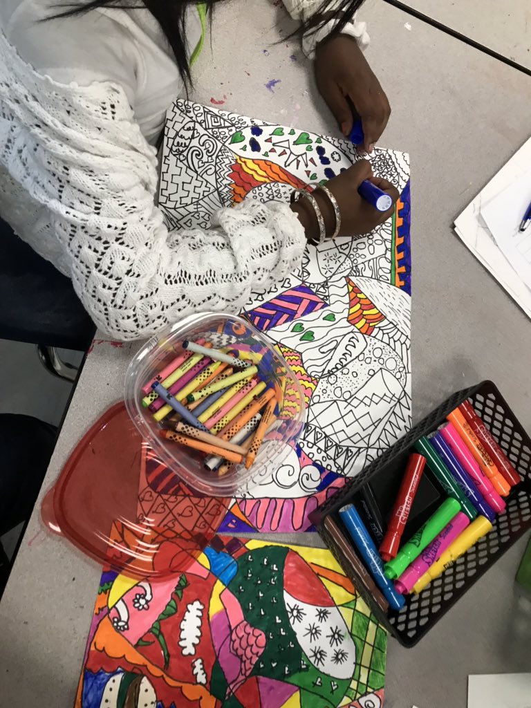 btw_art's tweet photo. 5th grade staidents working on their “Hidden Forms” drawings. https://t.co/q8miySIqBW