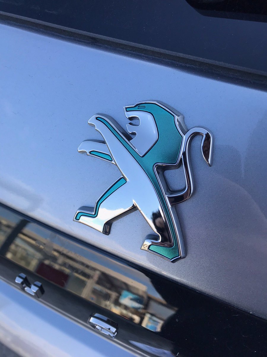 Stephk262's tweet image. Une @Peugeot #e208 au top!
Agréablement surpris de la conduite électrique! #208FirstDrive