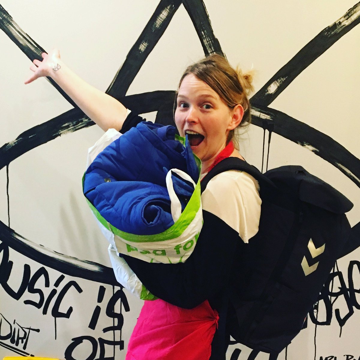 FunkyMonkeyCC's tweet image. 1 week today is the deadline for dropping of donations for #rucksackproject @the_wellspring_stockport_  ifyou have any old *coats *gloves *hats *rucksacks *flasks *tinnedfood *undies *socks YOU CAN DROP THEM OFF HERE 😆