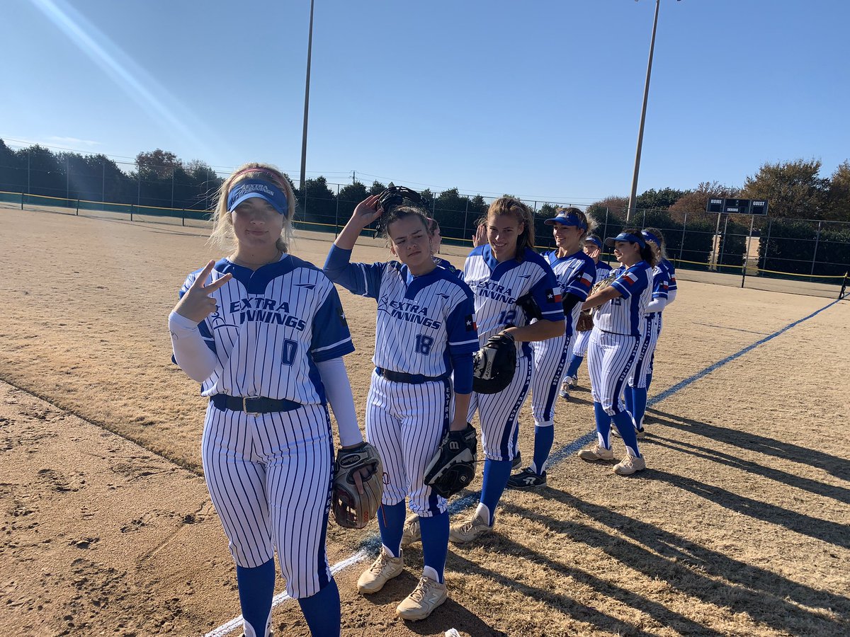 EI18UGold's tweet photo. Heading to Bracket play! #PinstripeSunday #Eination https://t.co/PBO4jBgK7B