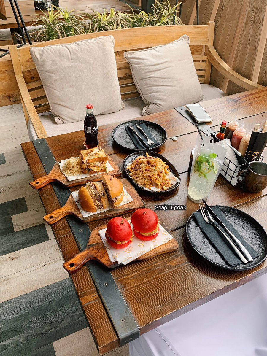 #ابداع (@EPDA311) on Twitter photo 2019-11-17 21:43:30 • مطعم تيراس رقم 9 🍔 افراد وعوائل | من 1 الظهر يستقبلكم من المطاعم الجميلة اللي تقدم البرجر برجر رقم 3 اللحم لذيذ 👌🏻 يتبع 👇🏻 ويوجد جلسات خارجية رايقه مع الجو حالياً • مطعم تيراس رقم 9 🍔 افراد وعوائل | من 1 الظهر يستقبلكم من المطاعم الجميلة اللي تقدم البرجر برجر رقم 3 اللحم لذيذ 👌🏻 يتبع 👇🏻 ويوجد جلسات خارجية رايقه مع الجو حالياً