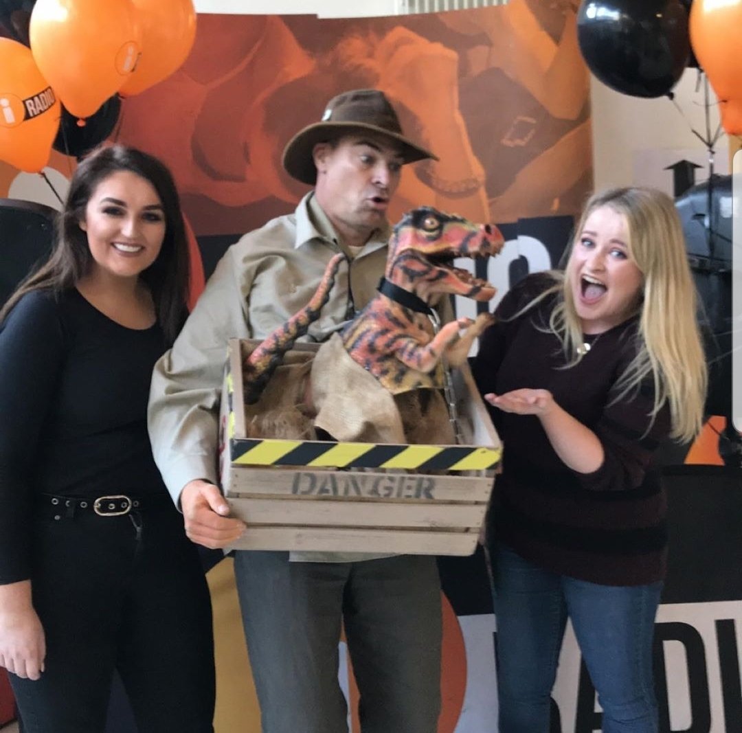 ThisisiRadio's tweet image. Michaela &amp;amp; the #iRadioPeugeotiTeam had an amazing day @GMITMayoCampus for Science day #ScienceWeek2019 🔭🔬🌏☄