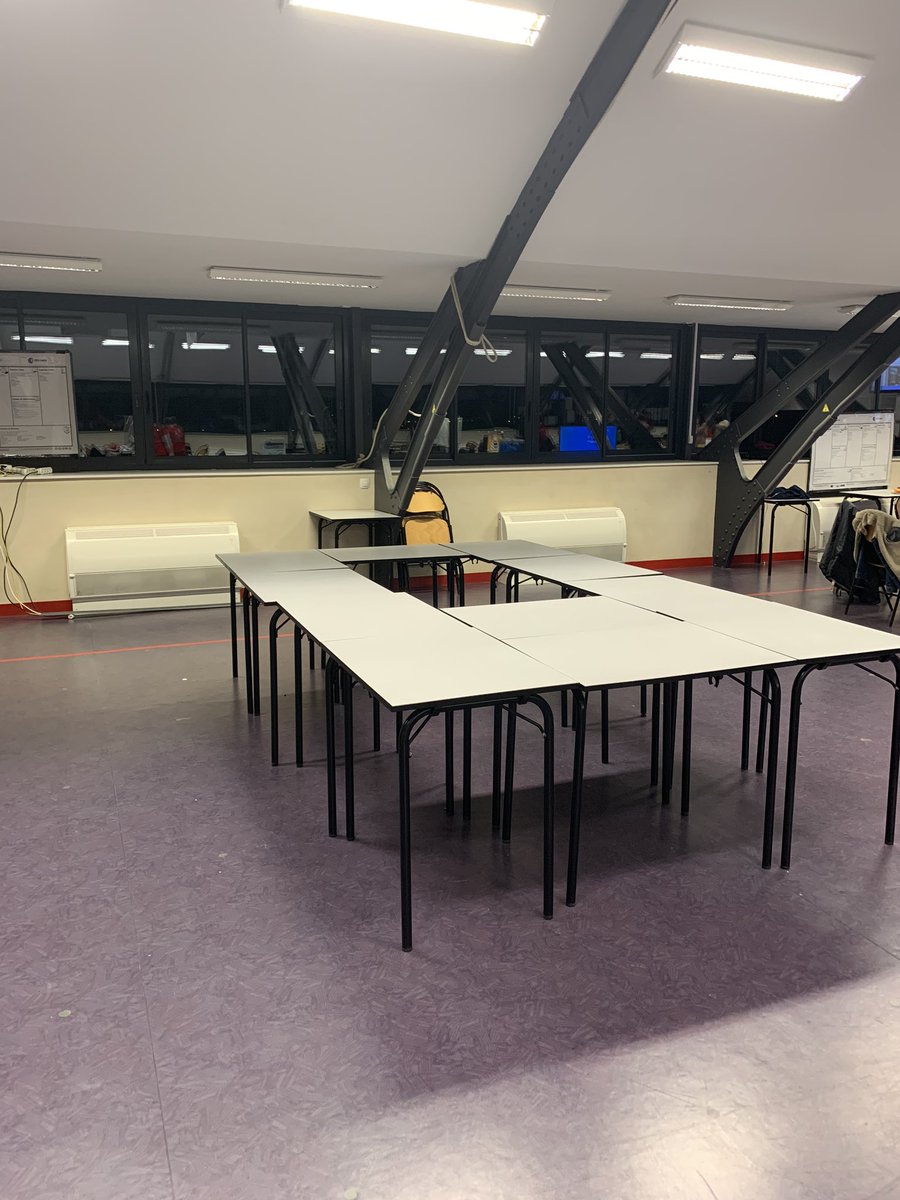 Entour'âge tweet media