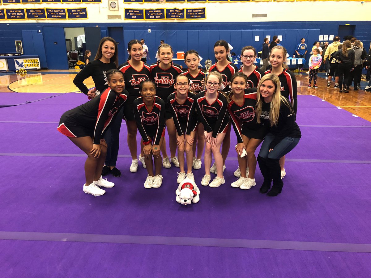So incredibly proud of these girls!!! Great performance and HIGHEST SCORE TODAY!! #brackmancheer #proudcoach #bulldogs 🐾❤️