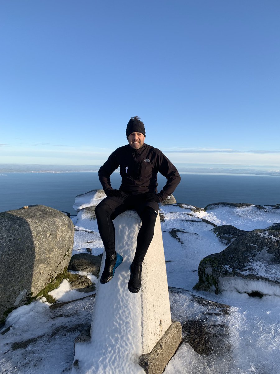 RunningKilt's tweet photo. What’s all the fuss about!OAF!!!!!@WhiteRibbonScot #16DaysofAction @itstommysworld Should have worn my crampons.😂 https://t.co/phJWaKoLgF