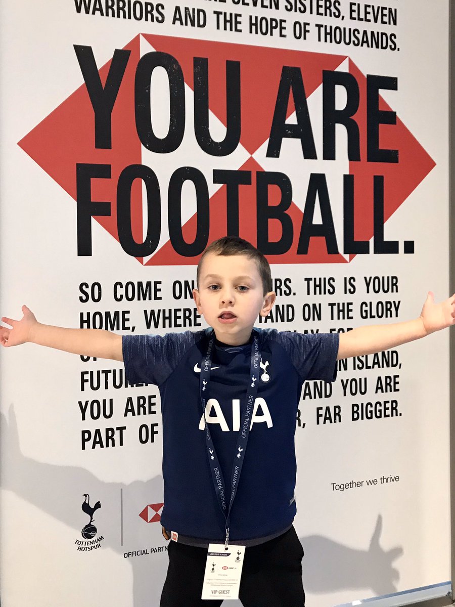 MMMac30's tweet photo. Thanks to @HSBC_UK for a day out @SpursOfficial for the @BarclaysFAWSL match. A nice way to recognise the work of its employee networks. He’s happy and so is his dad! 👍 #LifeAtHSBC #flexibleworking https://t.co/zburdahOYl
