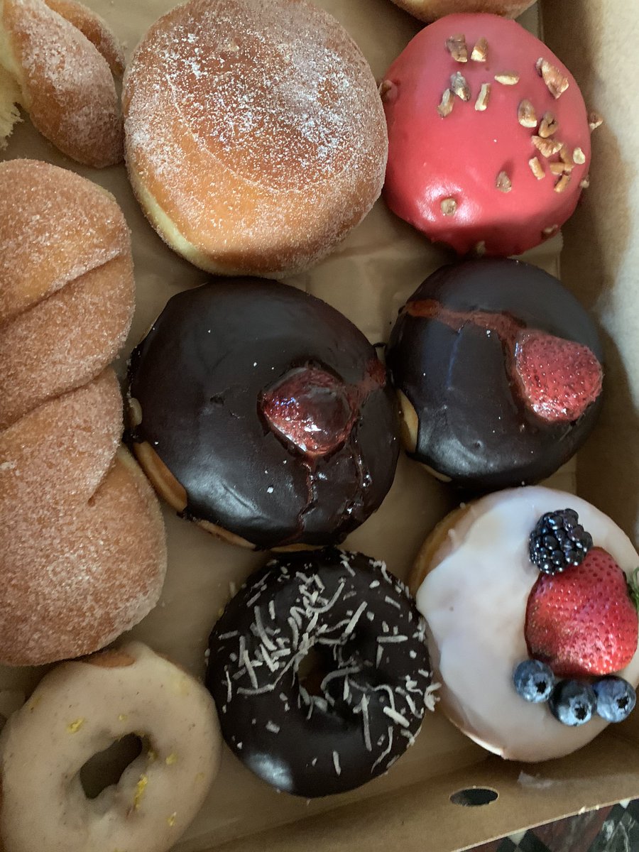 Best vegan donuts @leberrybakery 🙏 #vegan #govegan #vegandonuts