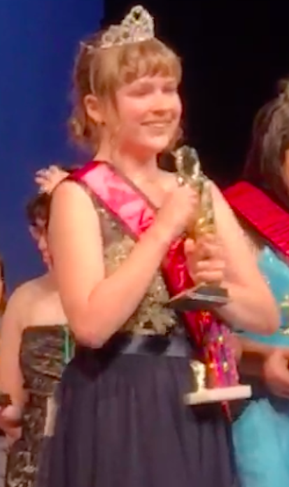 Brian_Begley66's tweet photo. Congratulations to @MillardNorthHS's own Emma Christian who was named the Nebraska Teen Queen at the Miss Amazing Pageant on Saturday.  We are very proud of you Emma! https://t.co/K32uBsn3TJ