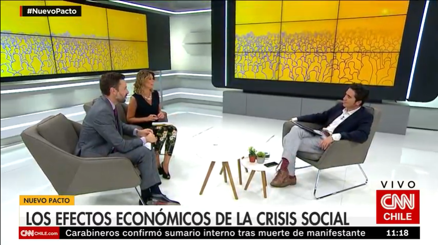 EvopoliRM's tweet photo. 📡 EN VIVO: El ministro de Hacienda, @ignaciobriones_ , en entrevista con Macarena Pizarro y Daniel Matamala, en Nuevo Pacto, por @CNNChile y CHV. 

Míralo acá: https://t.co/QjeHM5qCM6 https://t.co/HS6pHNojgn