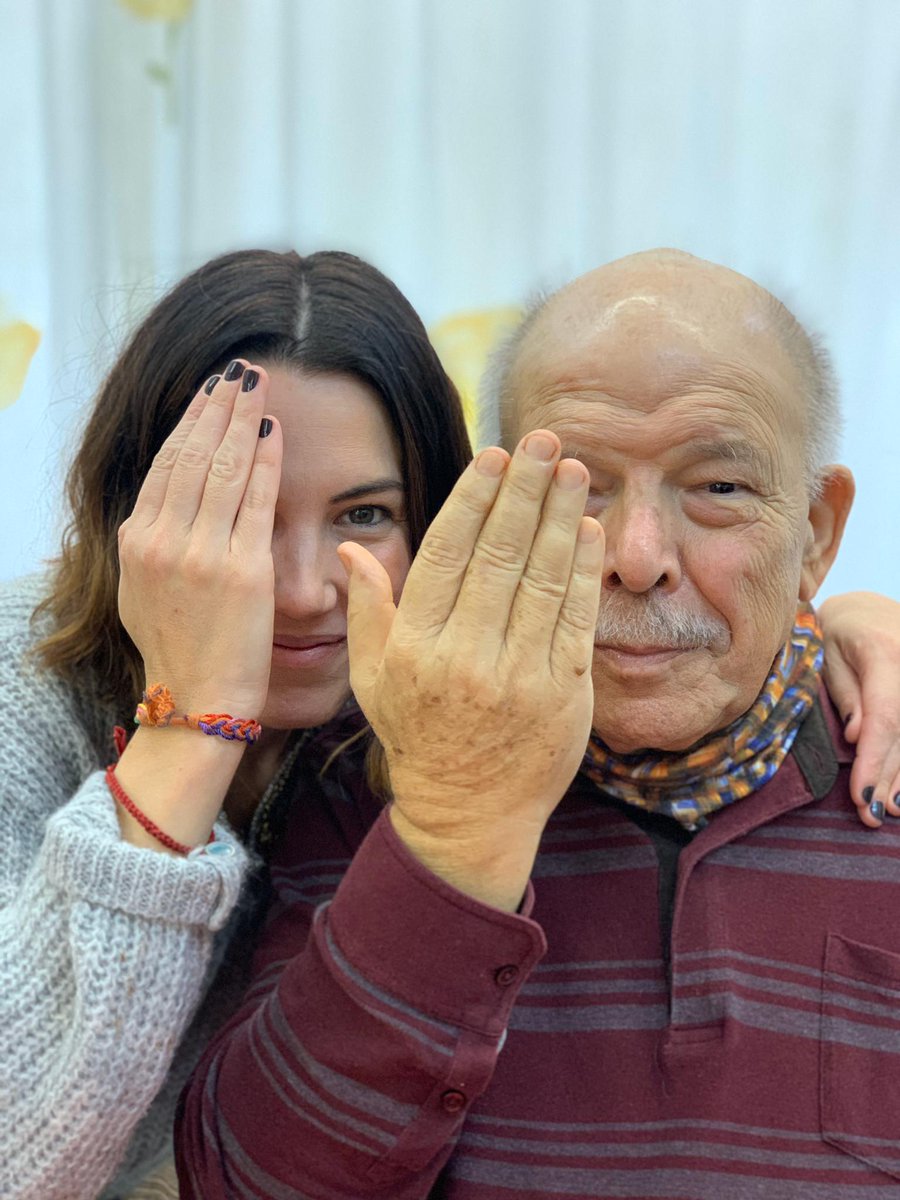 Rita Perales (@ritaperales) on Twitter photo Hoy, DM del #cancerdepulmon nuestro agradecimiento a todos los profesionales que dan la cara contra este tumor cada dĂa, en especial a nuestra onco <a href="/AnaBlasco270670/">Ana Blasco</a> y al equipo de <a href="/carloscamps2/">Carlos Camps</a> por su cariño y profesionalidad #NoignoroCp #NoculpoCp <a href="/gecp_org/">Grupo Español de Cáncer de PulmĂłn</a> Hoy, DM del #cancerdepulmon nuestro agradecimiento a todos los profesionales que dan la cara contra este tumor cada dĂa, en especial a nuestra onco <a href="/AnaBlasco270670/">Ana Blasco</a> y al equipo de <a href="/carloscamps2/">Carlos Camps</a> por su cariño y profesionalidad #NoignoroCp #NoculpoCp <a href="/gecp_org/">Grupo Español de Cáncer de PulmĂłn</a>