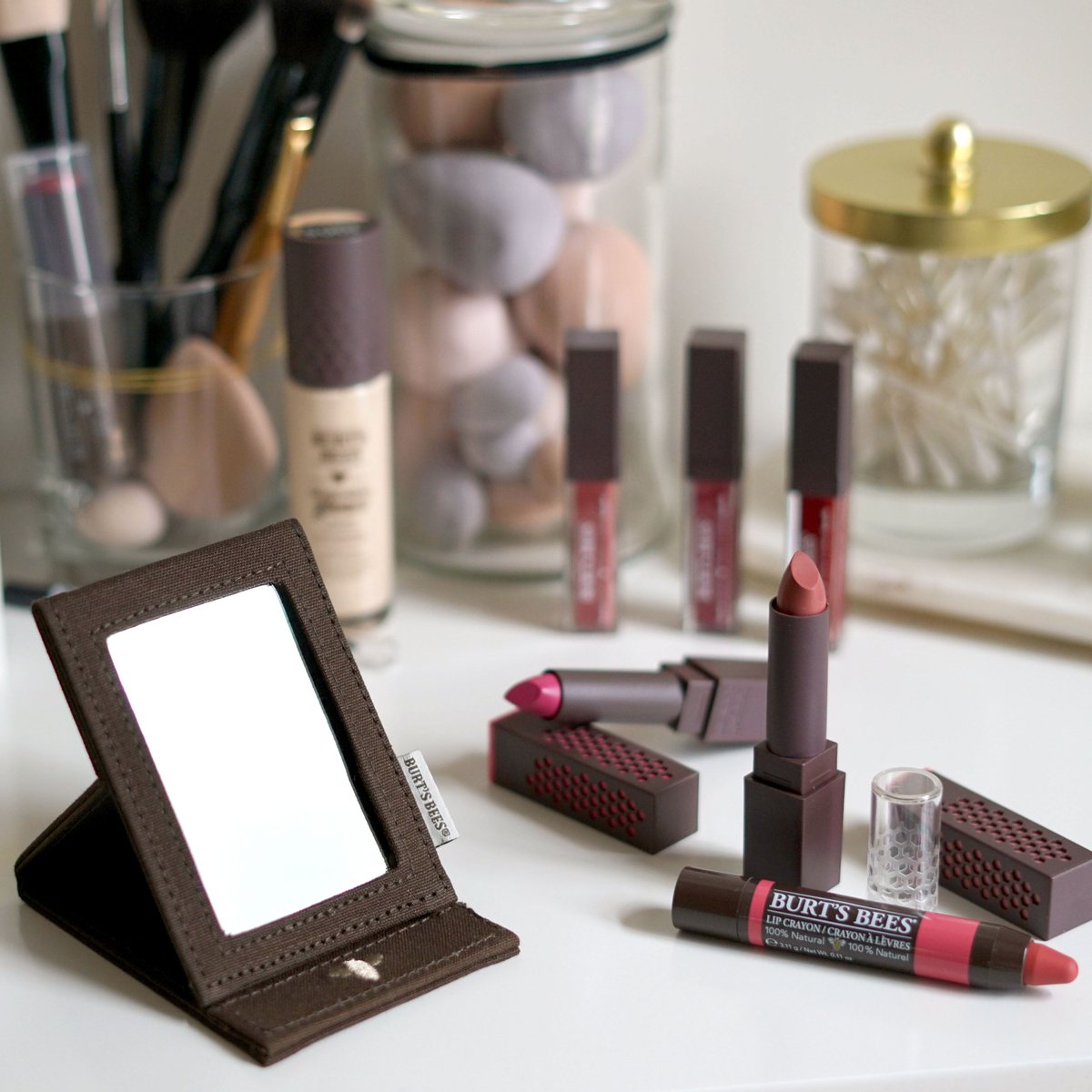 At this time of the year we're obsessed with a lipstick that gives ULTIMATE hydration! The <a href="/BurtsBeesUK/">Burt's Bees UK</a> Lipsticks are made with 100% natural ingredients help moisturise &amp; nourish lips that also create many looks &amp; complement a variety of skin tones 😍 bit.ly/33QSNI9