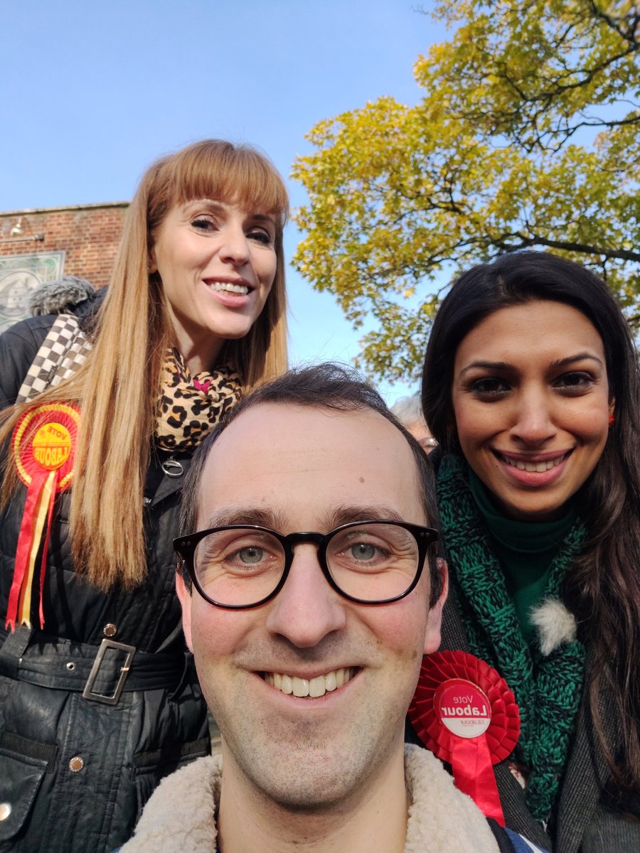 jebwells94's tweet photo. Great first time out canvassing to get @faizashaheen elected. Wish I had managed to get a picture with her and @AngelaRayner where I looked like less of a thumb

oh well

#chin-gford

#doctorsforlabour https://t.co/V2pmvYgwCC