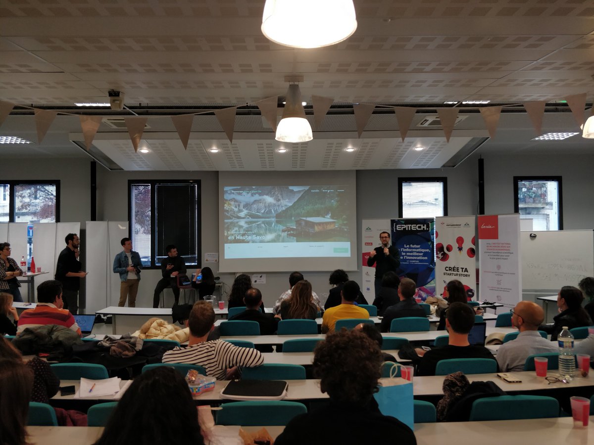 SWBordeaux's tweet photo. Voyager en s'assurant de respecter la planète, la promesse d'un des pitchs finaux 🌍 #SWBx https://t.co/QyoWCeDlsh