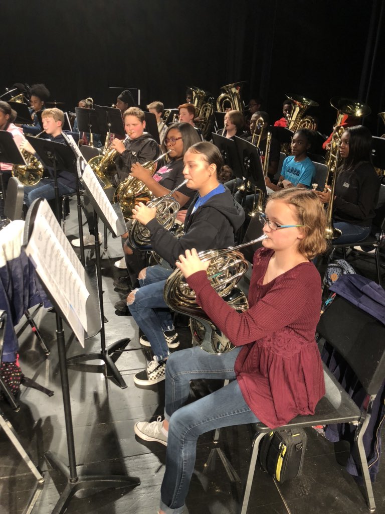 njmsband's tweet photo. Congratulations once again to our students who performed in the @jefcoed All-County Honor Band this week! Guest conductor, Cheryl Floyd provided an incredible experience for them! @NJMSMiddle @JefcoedArts @NJMS_MrH https://t.co/8XUeW7FXhX