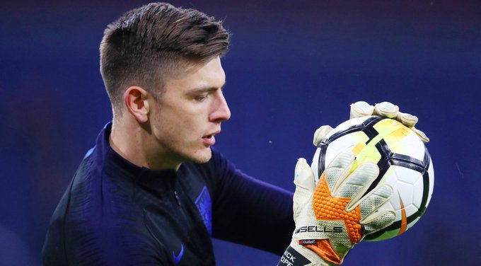 bet365's tweet photo. 2006 - Released by Ipswich
2007 - Worked as a milkman
2008 - Bury Town Reserves
2011 - Joins Charlton
2011-2015 - Eight loans
2016 - Joins Burnley
2017 - Premier League debut
2018 - Burnley's Player of the Season
2019 - First England start

Nick Pope 👏 https://t.co/AuKxaqaZgM