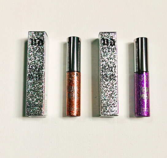 davelackie's tweet photo. Deck the halls with a little Urban Decay glitter! I'm giving away this pair of fab glitter eyeliners: Starfire and Studio. To enter, RT &amp; follow @davelackie https://t.co/D3dOsdDcSB