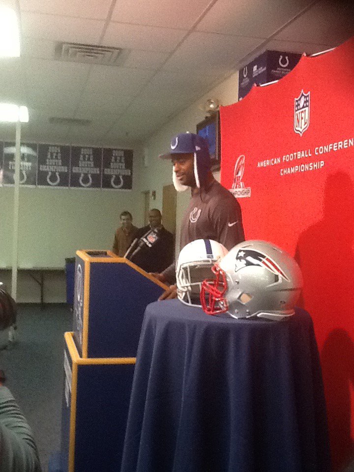 Happy Birthday Reggie Wayne. It\s a Reggie Sunday. 