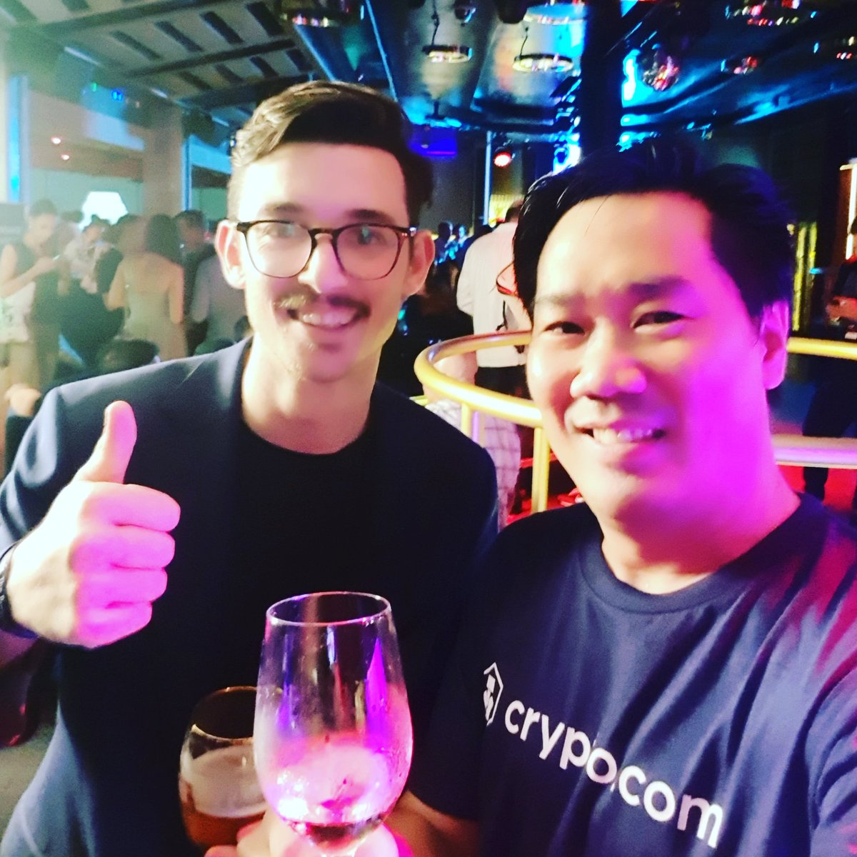 StanryT's tweet photo. Wonderful meeting https://t.co/WKVVJcMBhd Ambassador Max @Maximillianair2 at #Cryptocom VIP Launch Party Nov 2019
Never been so awesome and great to meet another Ambassador.
#CelaviSingapore #Marinabaysands #Singapore
#sff2019 #SGFinTechFest
#celavi
#mco #cro #getmco #gotmco https://t.co/6GRjSE3Fo3