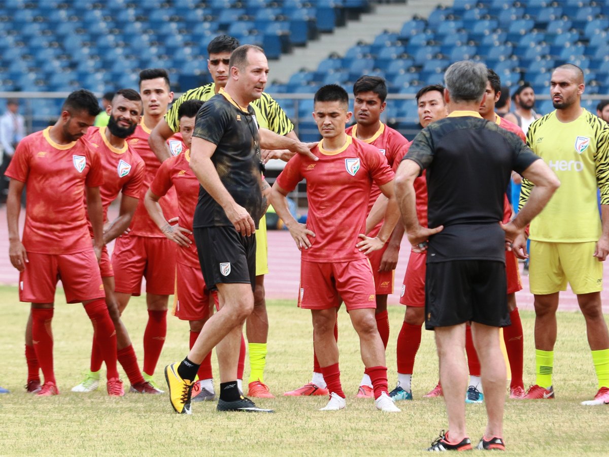 #WCQ2022 @FIFAWorldCup qualifiers: @IndianFootball head coach Stimac declares Oman favourites Read: http://toi.in/8qiI9a/a24gk