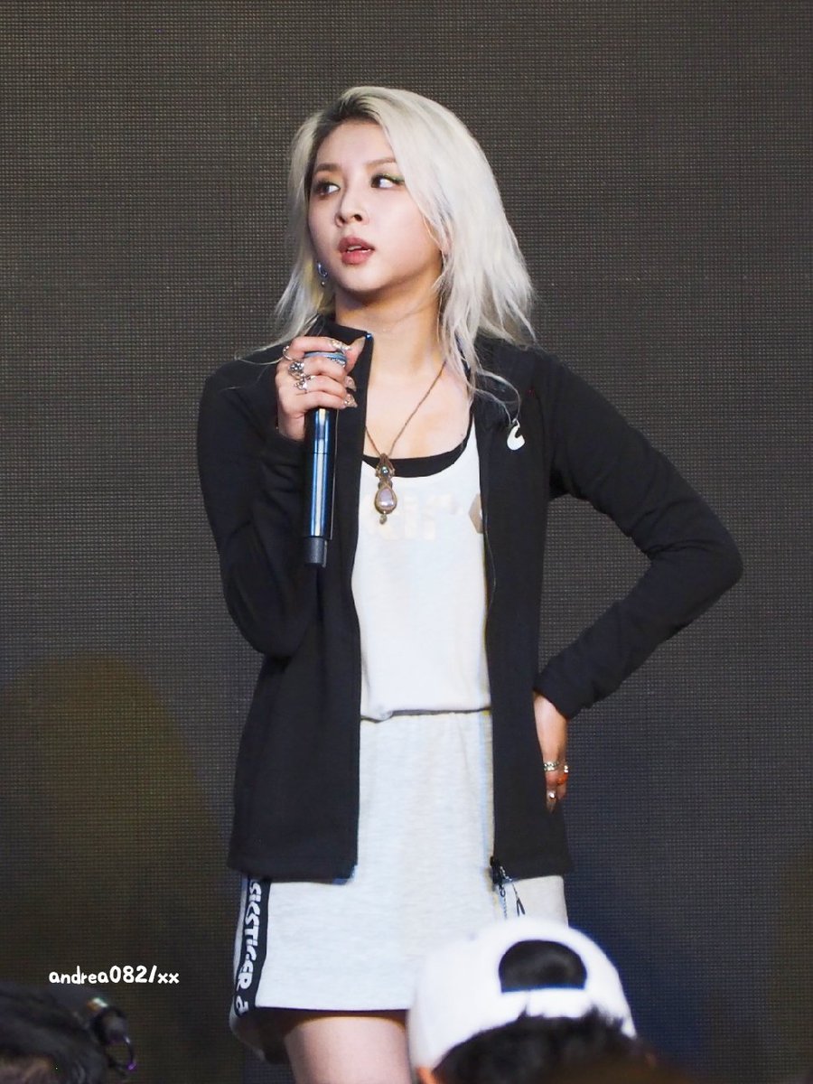 andrea0821xx's tweet photo. 09 Nov 2019π
-
#KARD #KARDinMY #KARDinKL #μΉ΄λ #KARDxAsics
#JiWoo #μ§μ° https://t.co/1lIde0LiDH