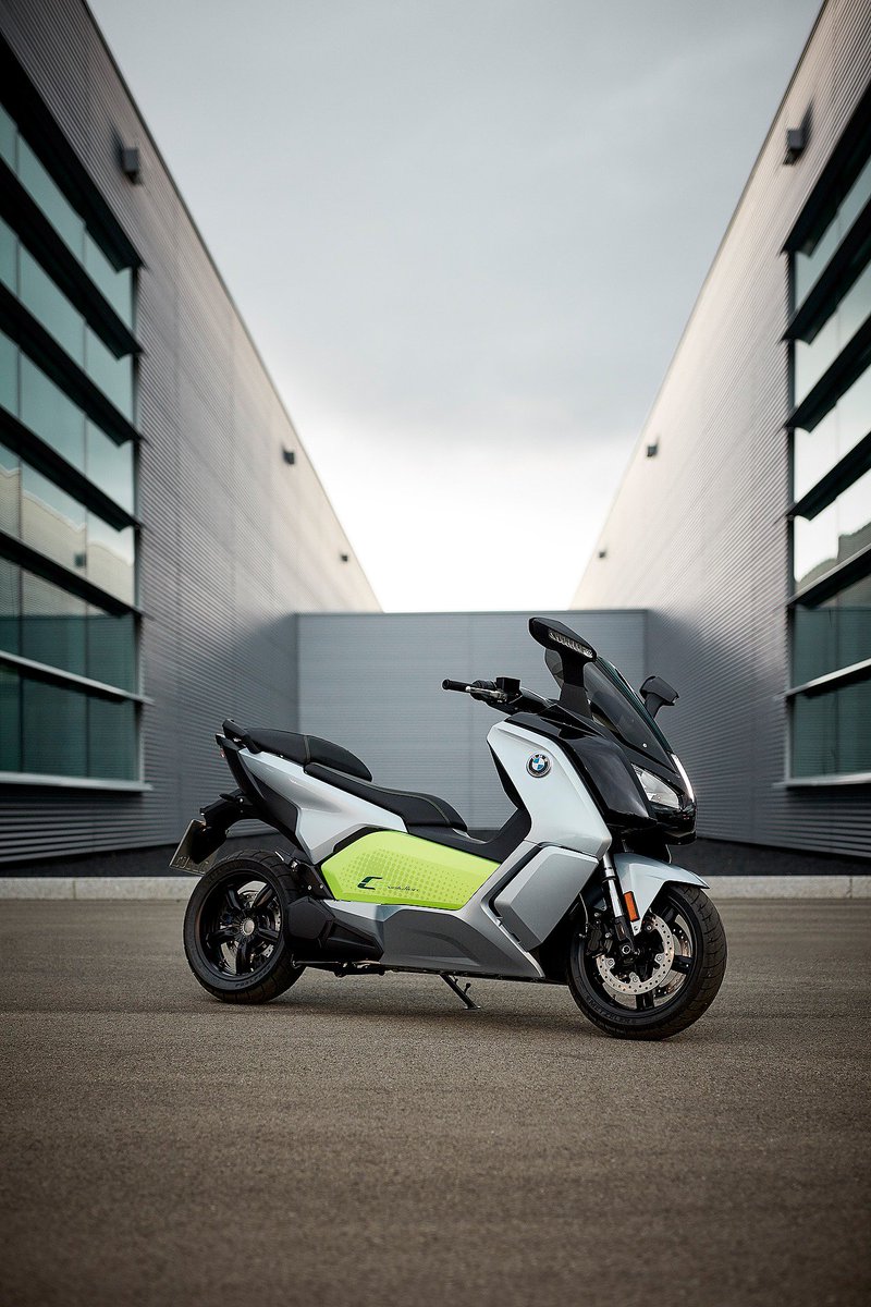 BMWPL_Bikes's tweet image. The BMW C Evolution is an electro maxi scooter which combines sustainability, dynamics and agility in a single design.

Click here: bit.ly/32gvwOL to arrange a test ride*

*Test ride subject to status and availability.

#BMW #Motorrad ##CEvolution