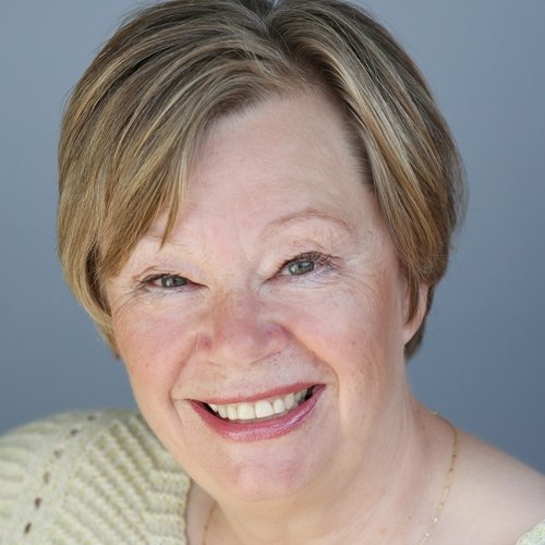 TitanConBelfast's tweet photo. It is with great pleasure we announce that @joditaylorbooks, @RobertJSawyer and @jeanette_ng will be our Guests of Honour for TitanCon 2020. For more information about our Guests of Honour please follow this link: https://t.co/fNuvqhbzrw
#TitanCon2020 #OnTheShouldersOfGiants https://t.co/naUMsdMSlV