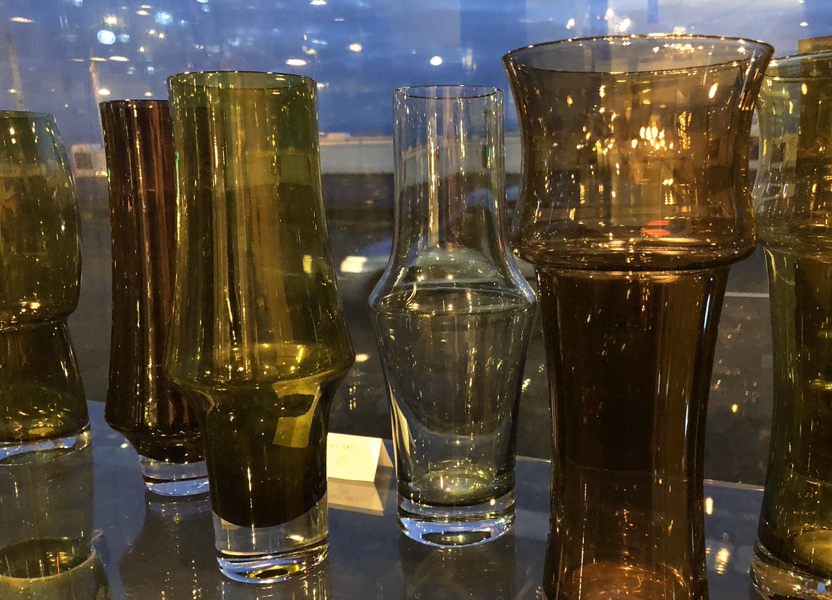 Stylish and sparkly - mid-century Riihimaki Finland vases designed by Tamara Aladdin arrived today!