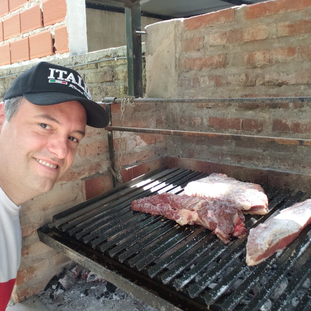 Manuel Adorni tweet media