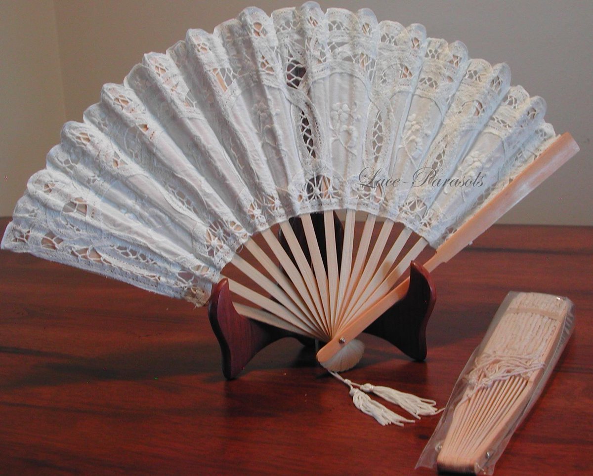 LaceParasols's tweet photo. We cordially invite you to browse our website at https://t.co/CFBd9ubobJ to find the perfect Batten Burg Lace Parasol for your special wedding day. These make great gifts for your bridesmaid or guests.
https://t.co/CFBd9ubobJ https://t.co/IuQSPGXZBy