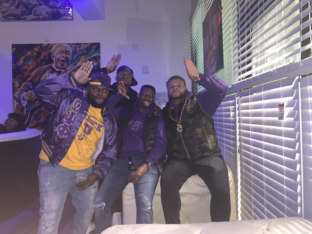 mrsmith1911's tweet photo. Happy founders day to the greatest fraternity in the world! Omega love ! Owtstanding Sigma Lambda Lambda @MemphisQues #OmegaLove #108yearsOfService https://t.co/mCGA2jDvft