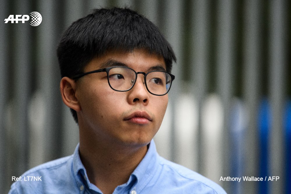 AFP's tweet photo. Prominent Hong Kong democracy activist Joshua Wong on Sunday urged the German government to stop military training assistance to China following the appearance of Chinese troops on the streets of the protest-hit Asian financial hub, a German daily reported
https://t.co/D7iRfpMqrW https://t.co/8bT0zOQmsu