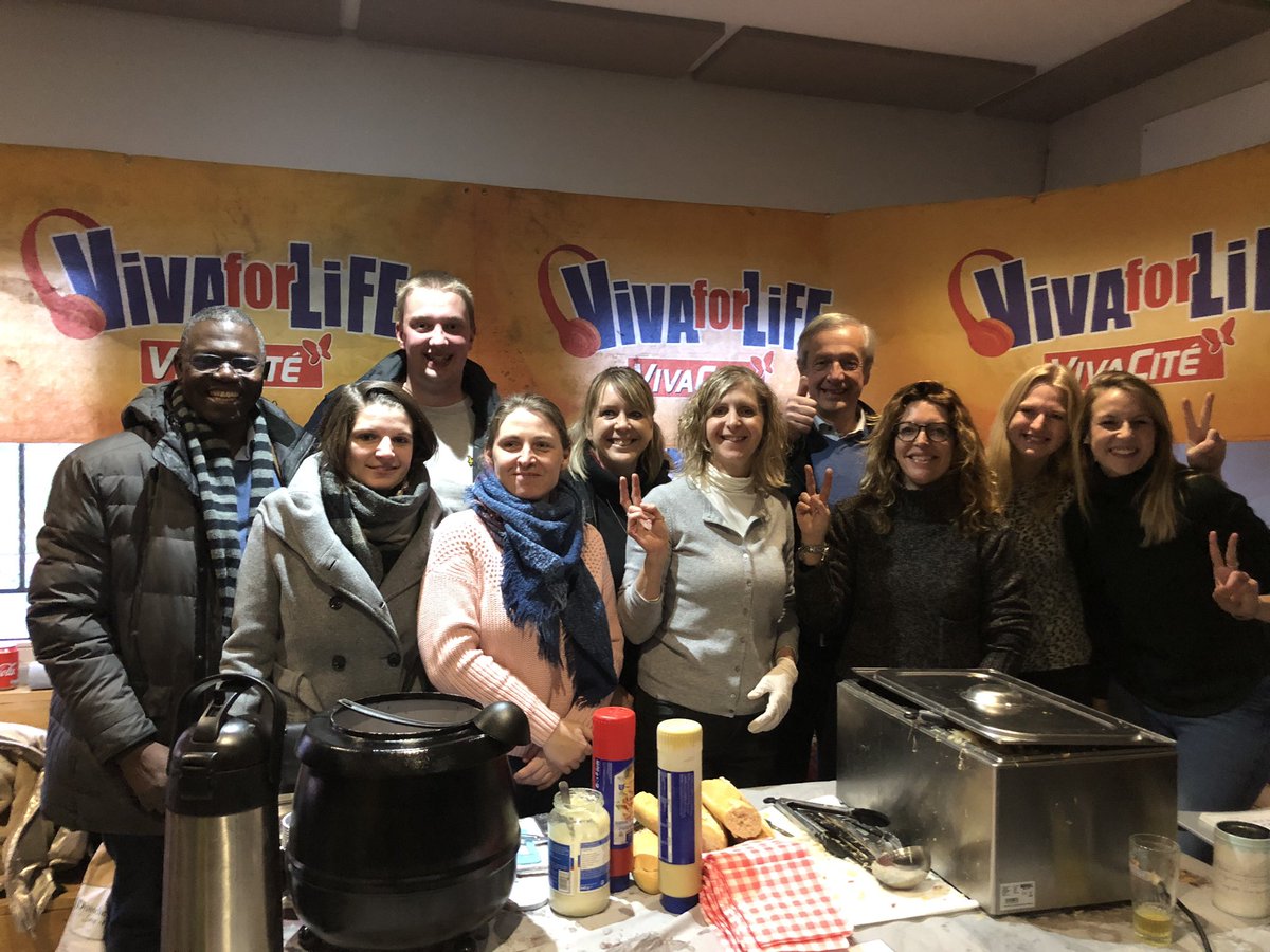 VilledeNIVELLES's tweet photo. Le @PingNivelles soutient @VivaForLife https://t.co/aD6gt7wp6t